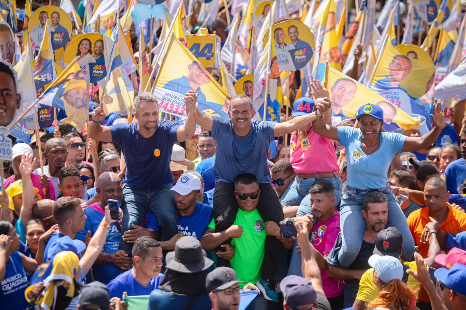 Após Desfile Cívico, Flávio  Matos   arrasta  centenas de pessoas em Abrantes